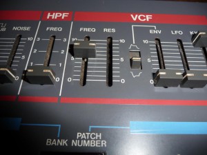 Roland Juno 106_3
