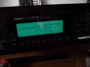 TG77_7